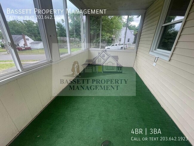 Building Photo - 135 Evergreen Ave