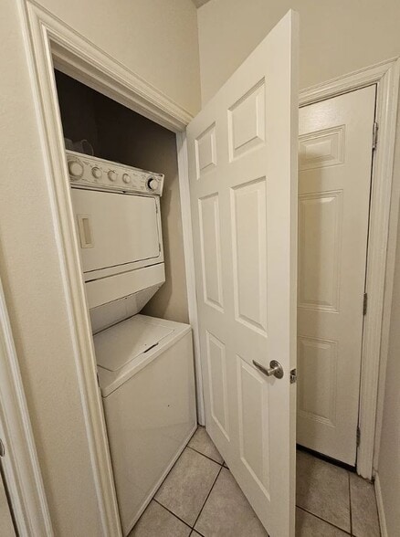 Building Photo - 1001 Krenek Tap