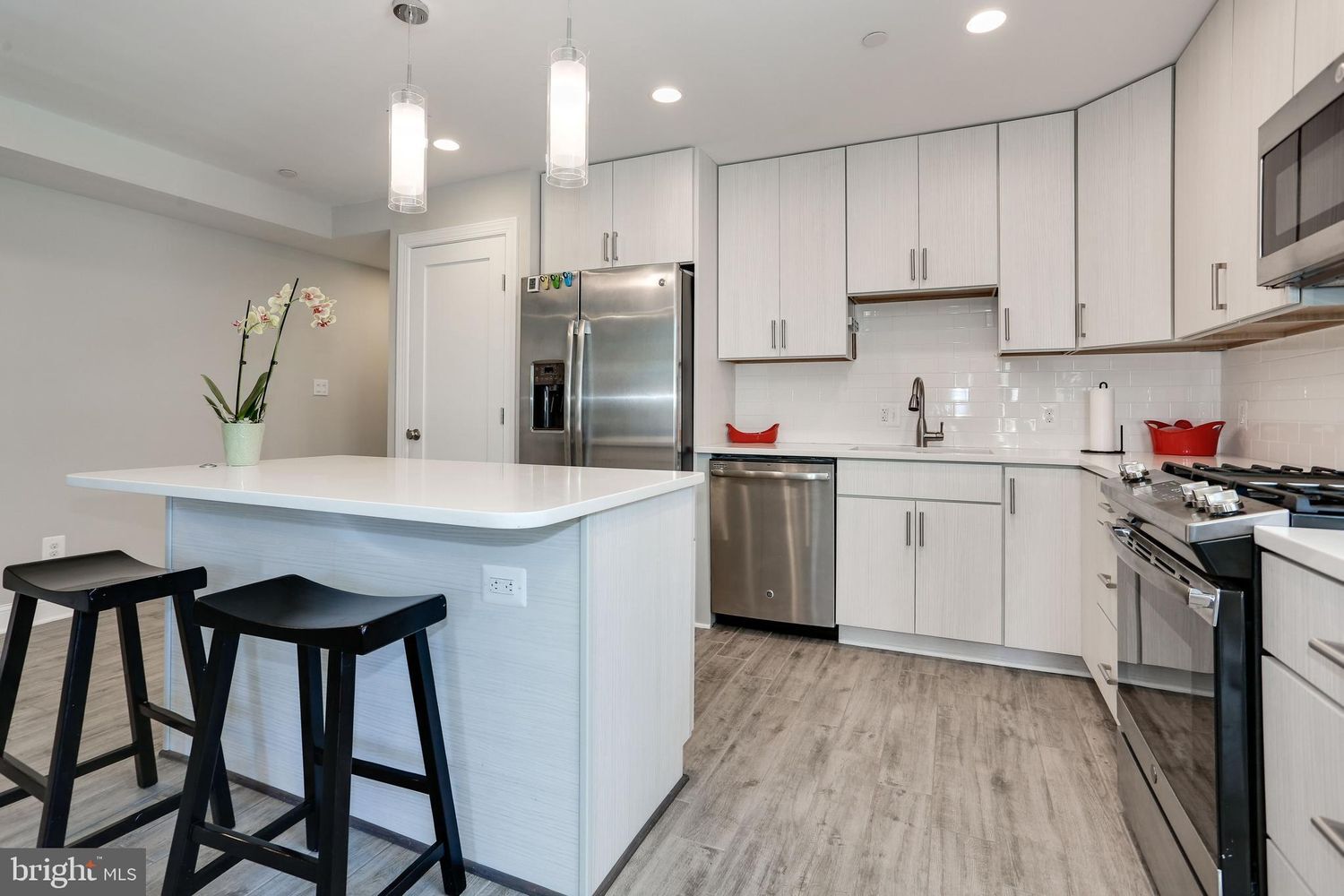 Building Photo - 414 Varnum St NW