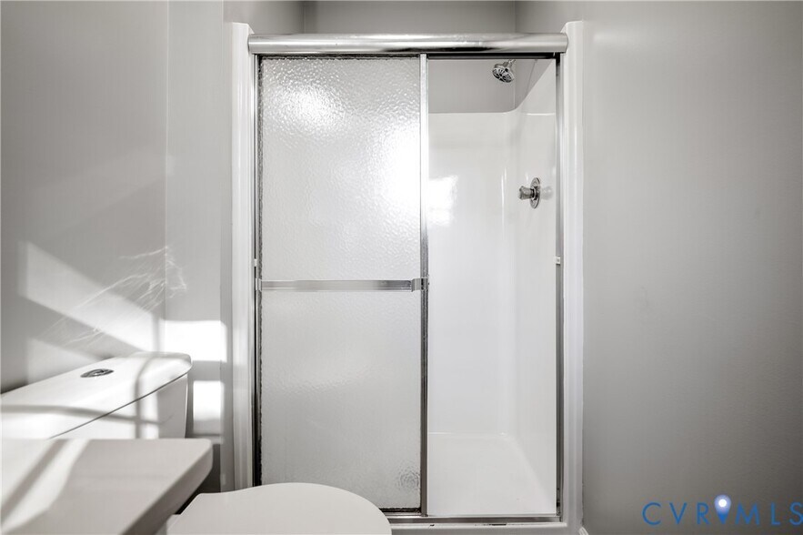 Building Photo - 3908 Pfost Ave