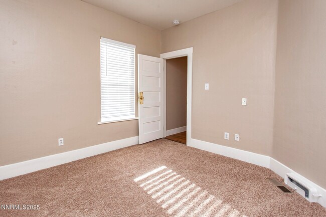 Building Photo - 376 Wheeler Ave