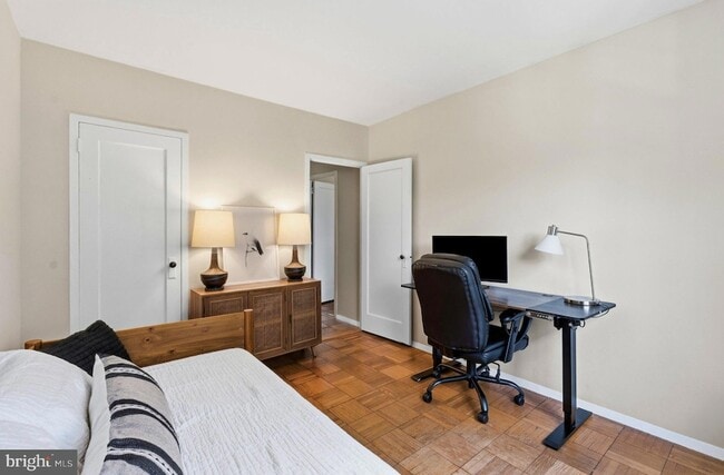 Building Photo - 3486 Gunston Rd