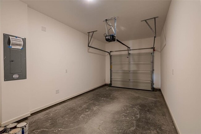 Building Photo - 21 Sweetspire Dr NW