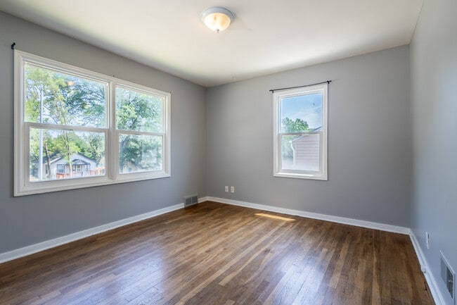 Building Photo - 5713 Spaulding St