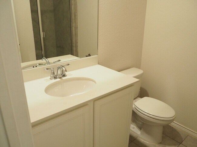 Building Photo - 4 Bed 3.5 Bath in Windhaven Crossing