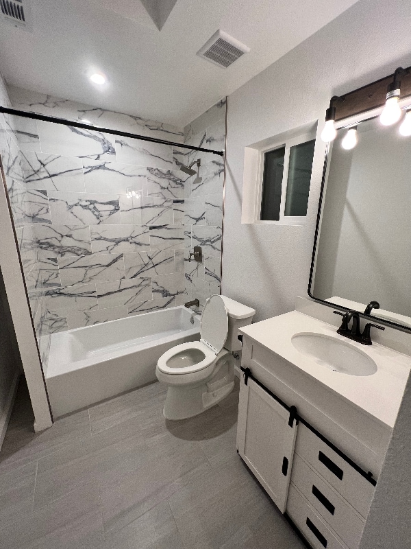 Building Photo - 3620 Dunsmuir Cir