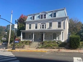 Building Photo - 147 N Main St