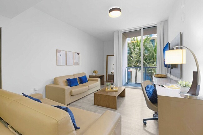 Building Photo - 777 N Ocean Dr