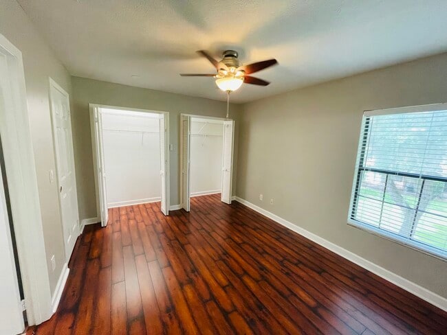 Building Photo - 606 Casa Park L Ct