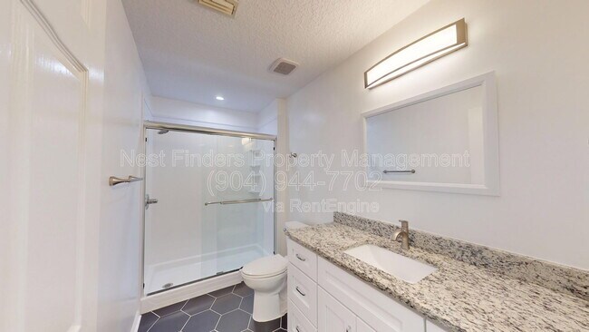 Building Photo - 12383 Tropic Dr