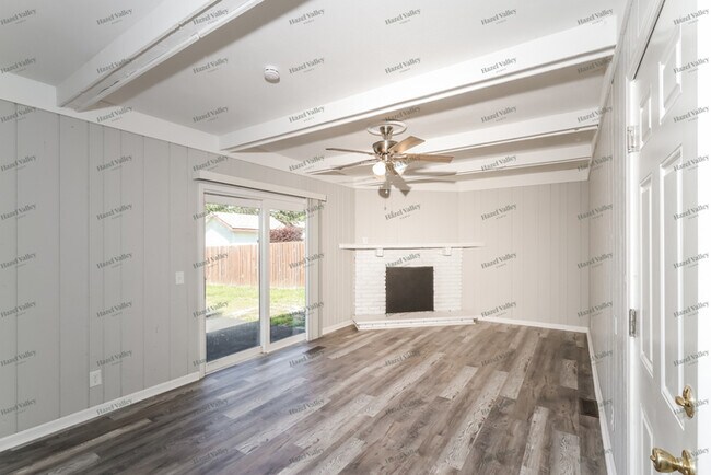 Building Photo - 613 St Jovite St