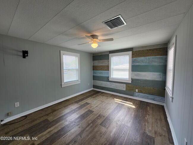 Building Photo - 126 Phoenetia Dr