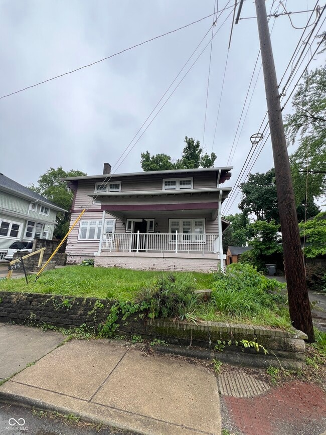 Primary Photo - 315 E 33rd St