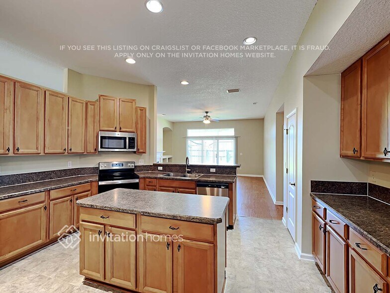 Building Photo - 9564 Maidstone Mill Dr W