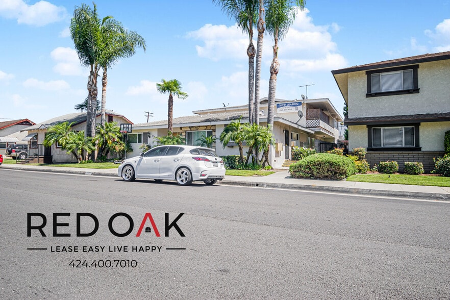 Building Photo - 10714 Western Ave