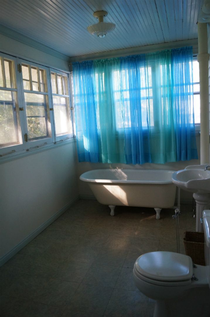 Building Photo - Eleventh St