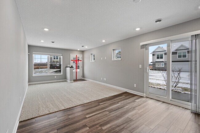 Building Photo - 11032 Zest St NE