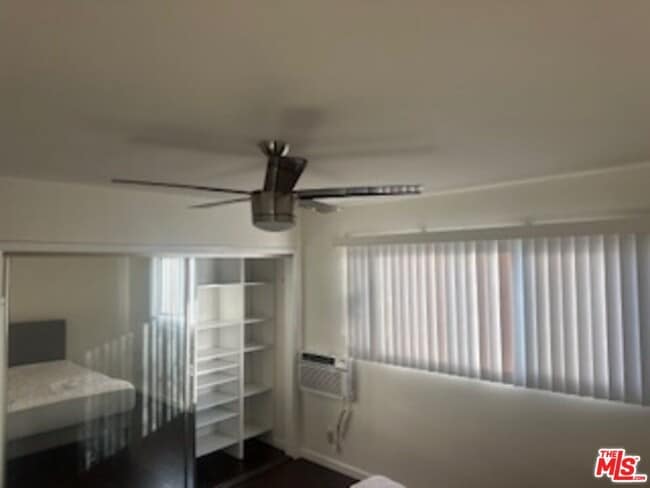 Building Photo - 1028 S Bedford St