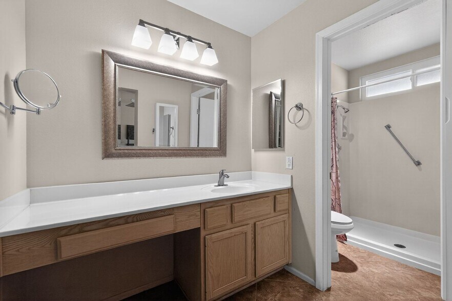 Building Photo - 21612 N 148th Dr