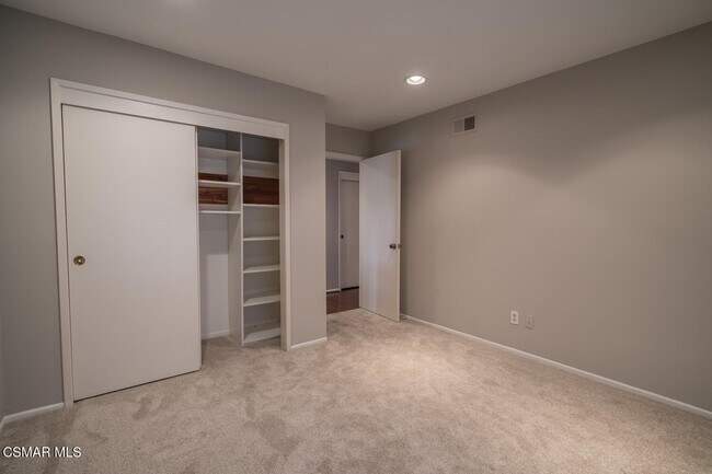 Building Photo - 3065 Starling Ave