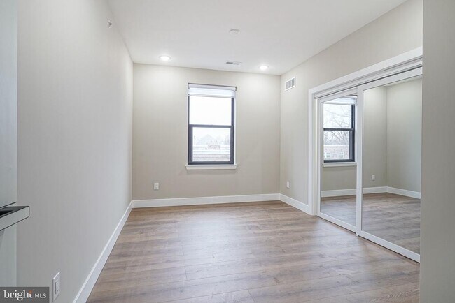 Building Photo - 4432 Wingate St