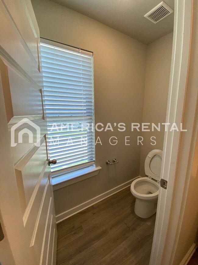 Building Photo - Spacious Home for Rent in Meridianville, AL!
