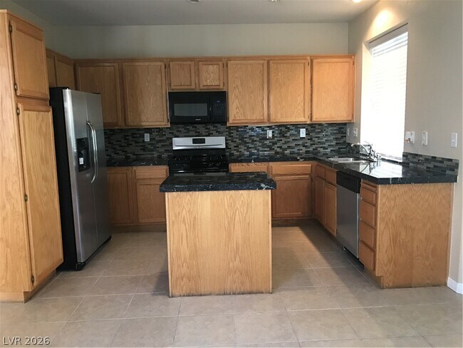 Building Photo - 9416 Aspen Glow Dr