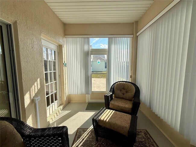 Building Photo - 11122 SW 73rd Ct