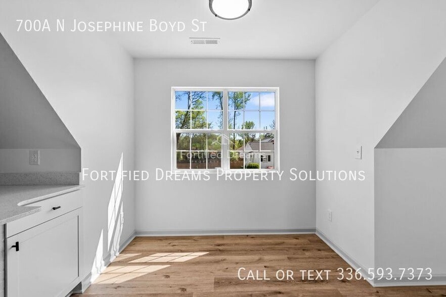 Building Photo - 700 N Josephine Boyd St