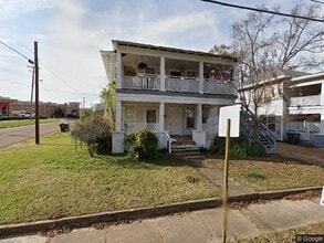 Building Photo - 212 S Bonner St