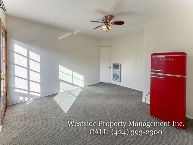 Building Photo - 130 W Channel Rd