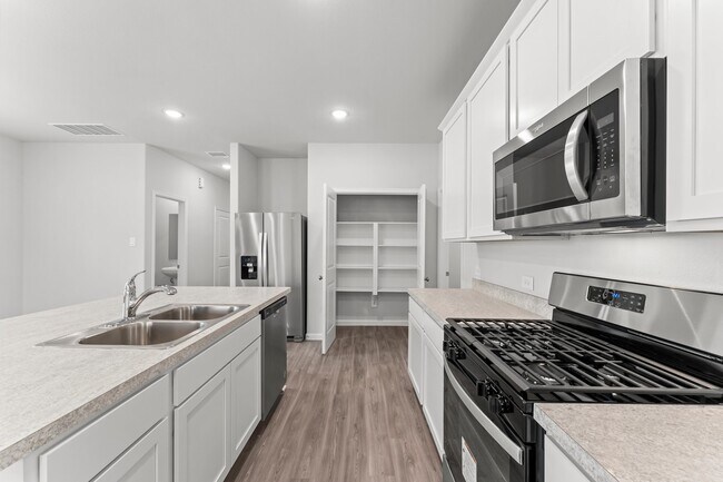 Building Photo - 20802 Adventure Wy