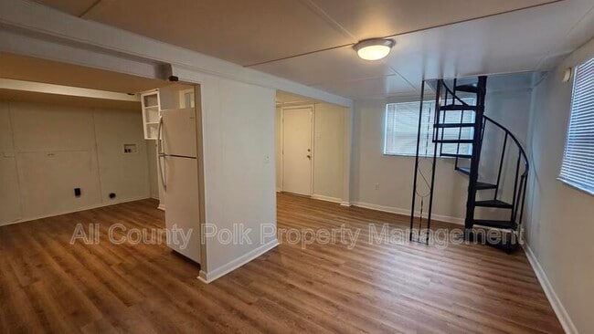 Building Photo - 933 S Missouri Ave