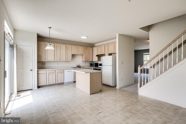 Building Photo - 2702 Snowmill Ct