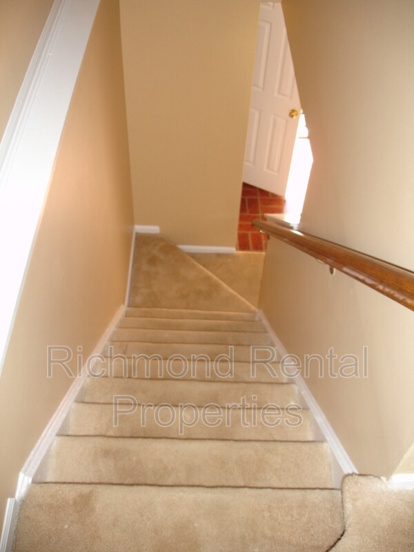 Building Photo - 7738 Pomeroy Ct