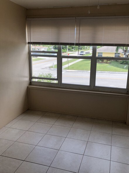 Bonus Room - 805 Foresteria Dr