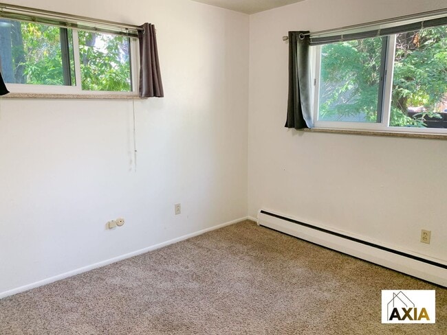 Building Photo - 715-723 19th