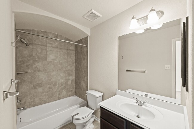 Building Photo - 16401 Olive Sparrow Dr