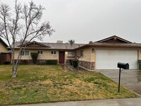 Building Photo - 3-bedroom single story located in Turlock!