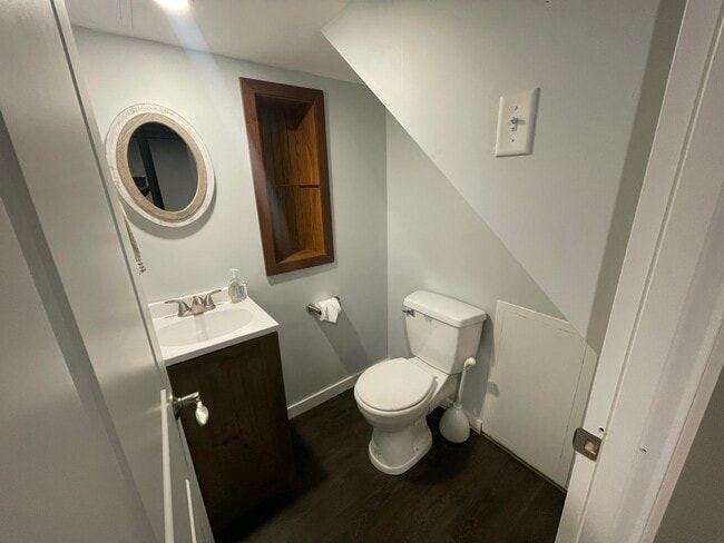 Building Photo - 8380 Huron River Dr