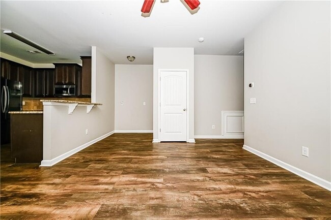 Building Photo - 2347 Castle Keep Way