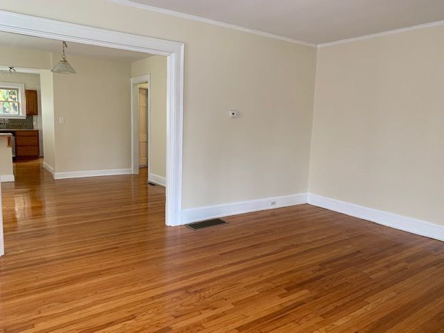 Building Photo - 931 Nassau St