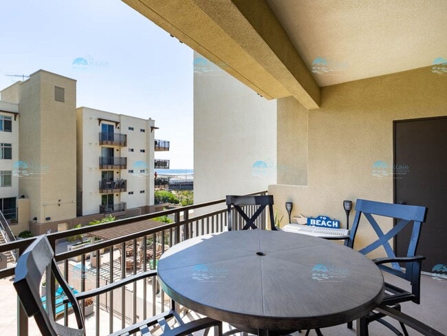 Building Photo - Move In Special - $500 Off First Month's R...