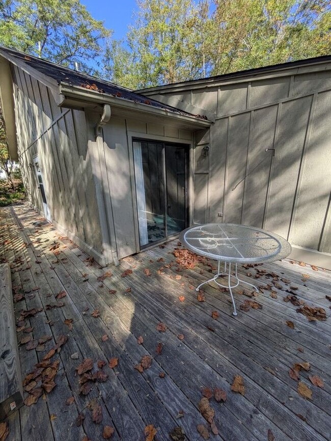 Building Photo - 2BD/1BA UNit in Hickory