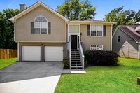 Building Photo - Lovely 3 Bedroom in Lithonia!