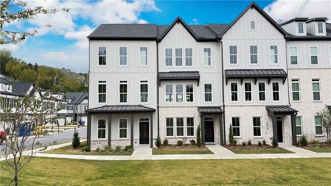 Building Photo - 2611 Alcovy Trl NE