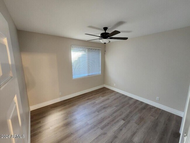 Building Photo - 7009 E Acoma Dr
