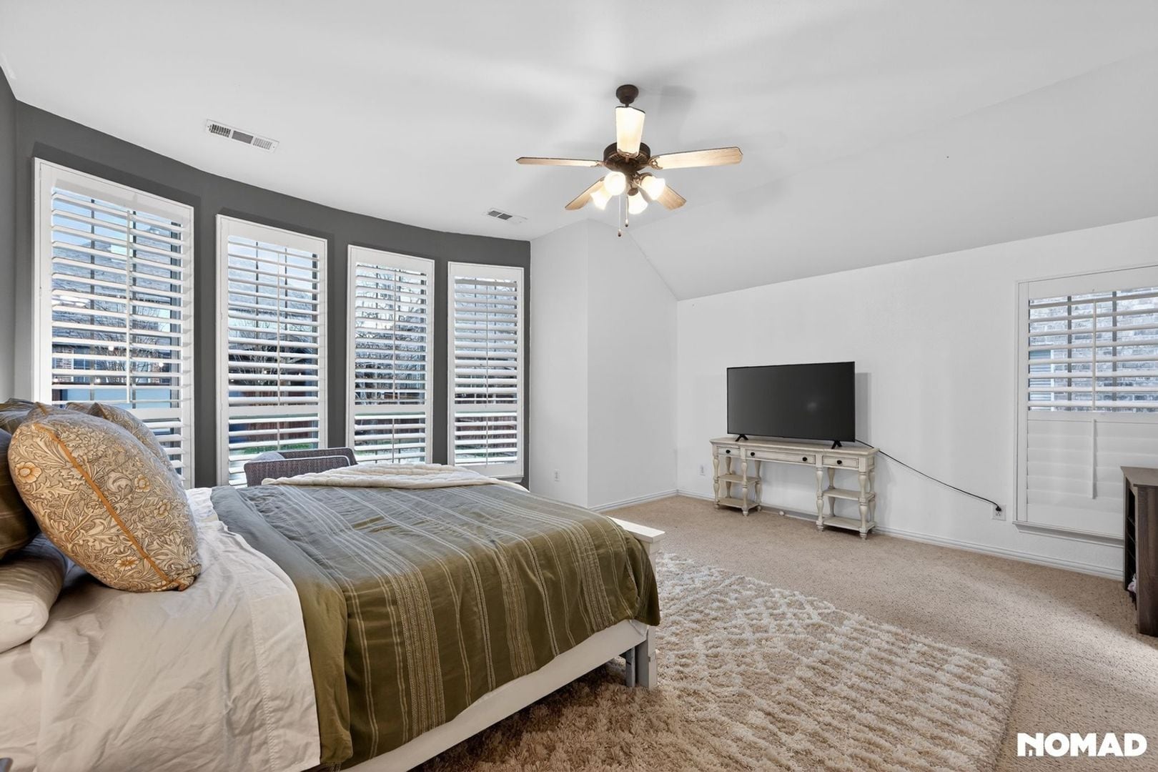 Building Photo - 1128 Wilson Dr