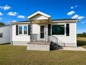 Building Photo - Coming Soon – Fully Renovated 2 Bedroom on a Corner Lot!