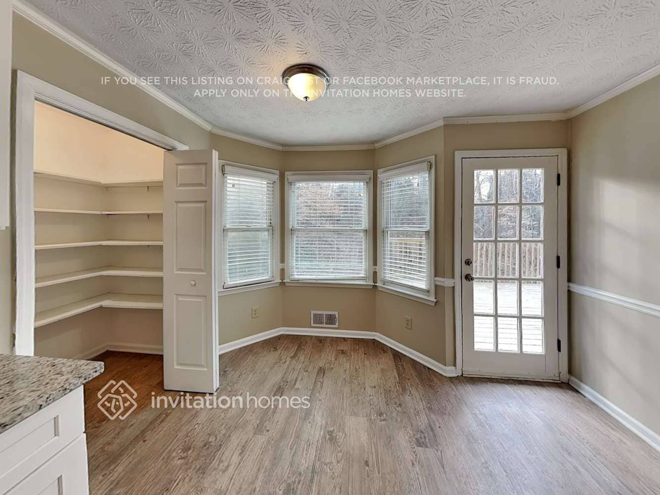 Building Photo - 943 Rockcrest Ct